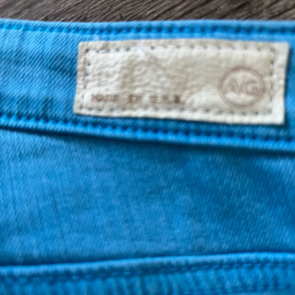 Jeans - Picture 3 of 4